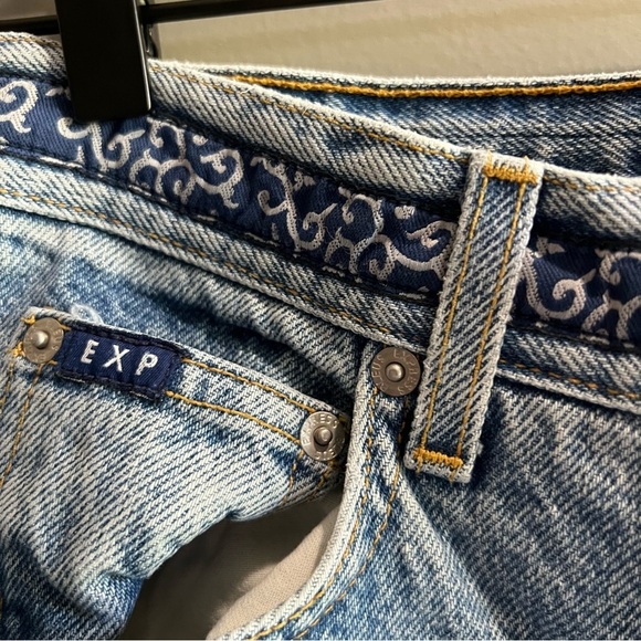 Vintage Express Bleus Denim Jeans with Embroidered Detail - Picture 2 of 8
